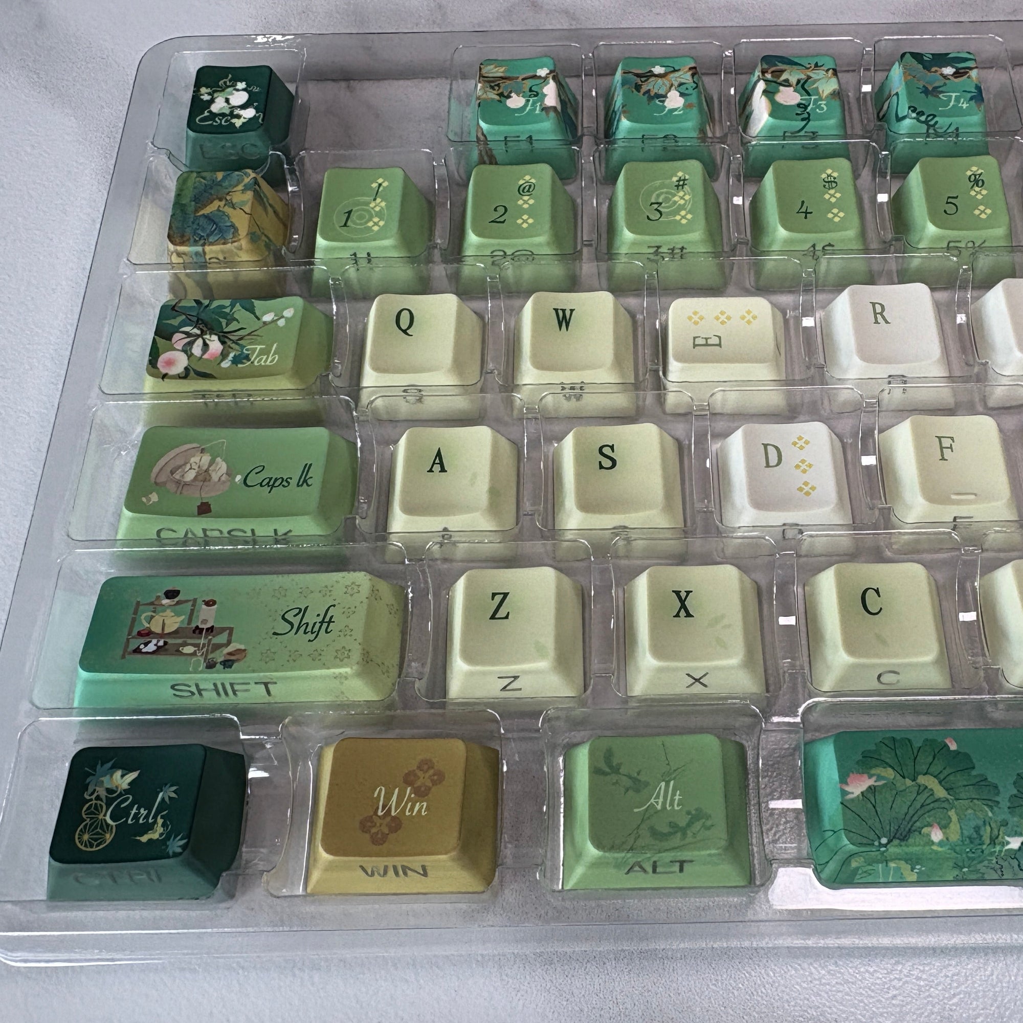 Fragrant Tea Splash Keycap (Cherry Profile | 120-key)