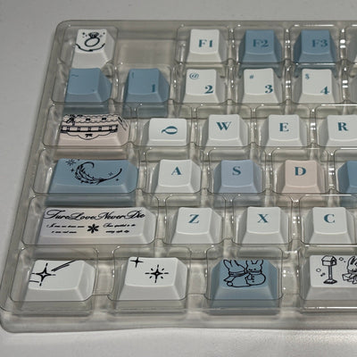 Gentle Snow Keycap (Cherry Profile | 108-key)