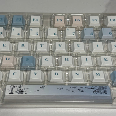 Gentle Snow Keycap (Cherry Profile | 108-key)