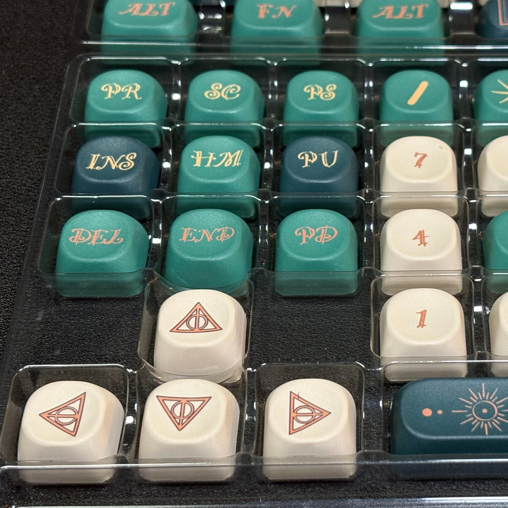 Harry Potter – Slytherin House Keycap (MOA Profile | 108-key)
