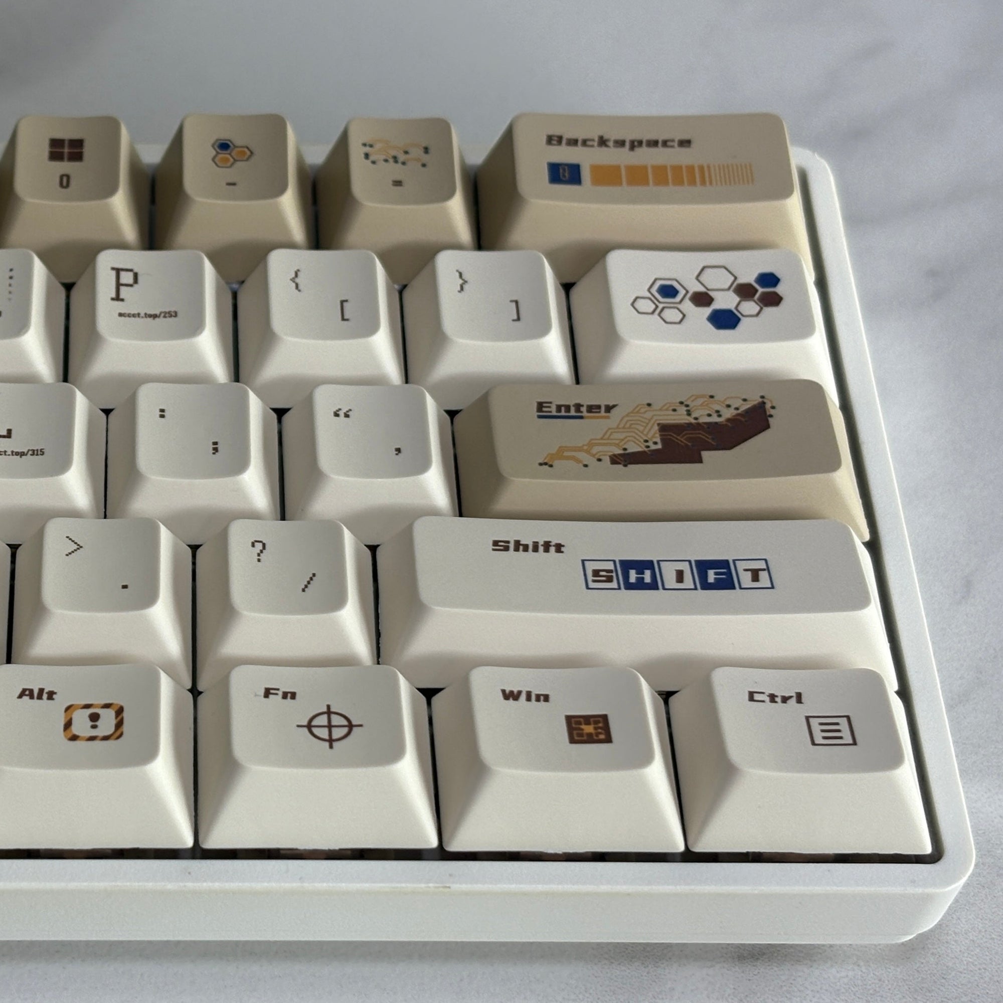 Womier Succubus Big-Letter Keycap Set (MOA Profile | ~108-Key)