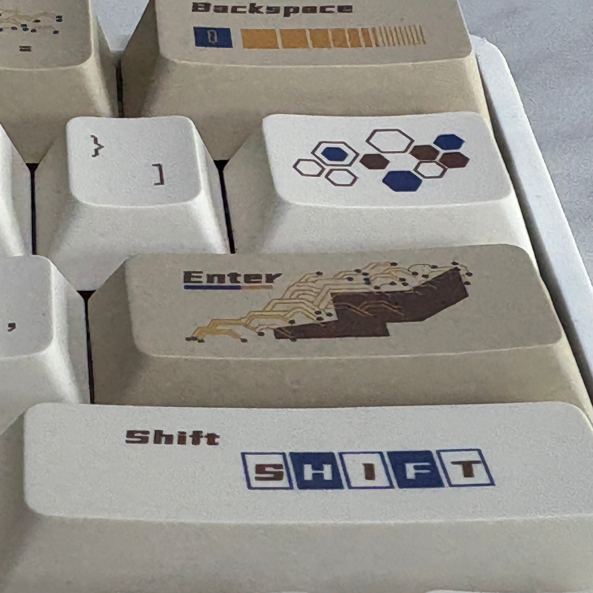 Womier Succubus Big-Letter Keycap Set (MOA Profile | ~108-Key)